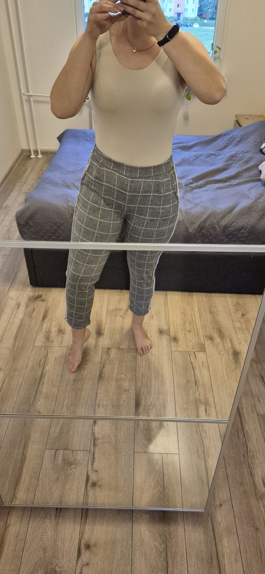 Legginsy materialowe kratka z paskami po bokach XL