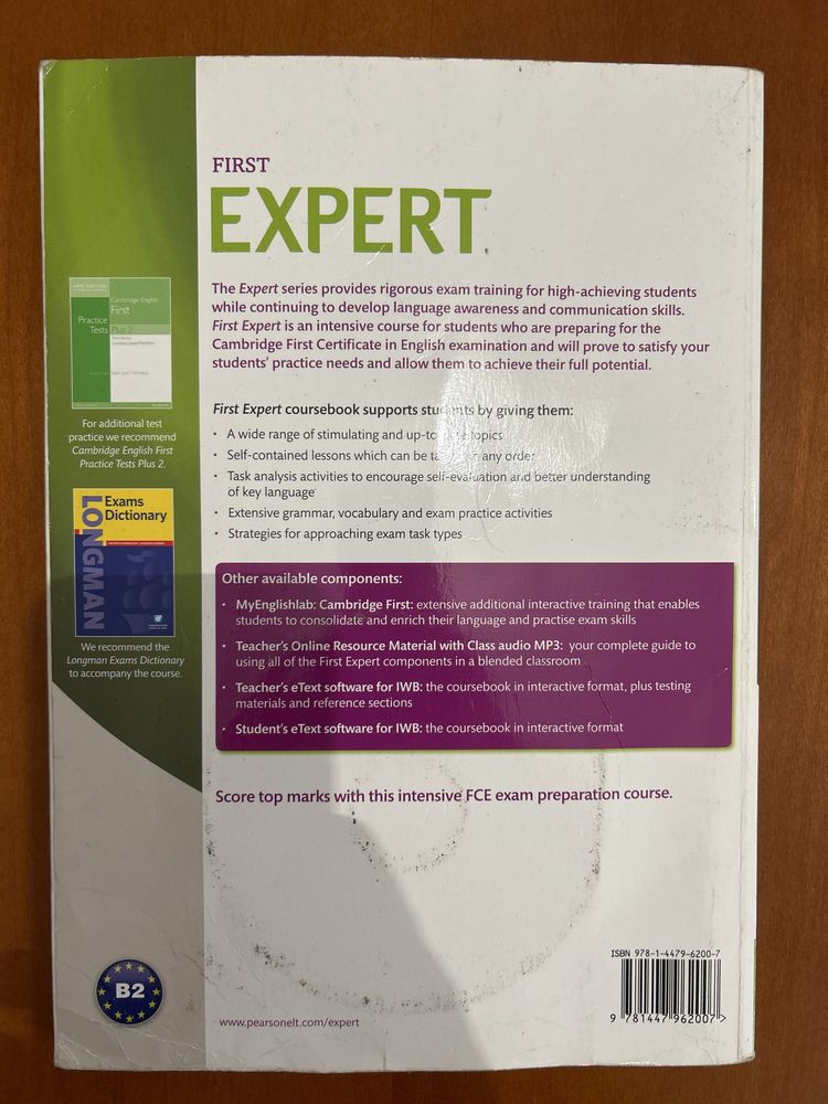 Livro “First Expert Coursebook” 3a edição