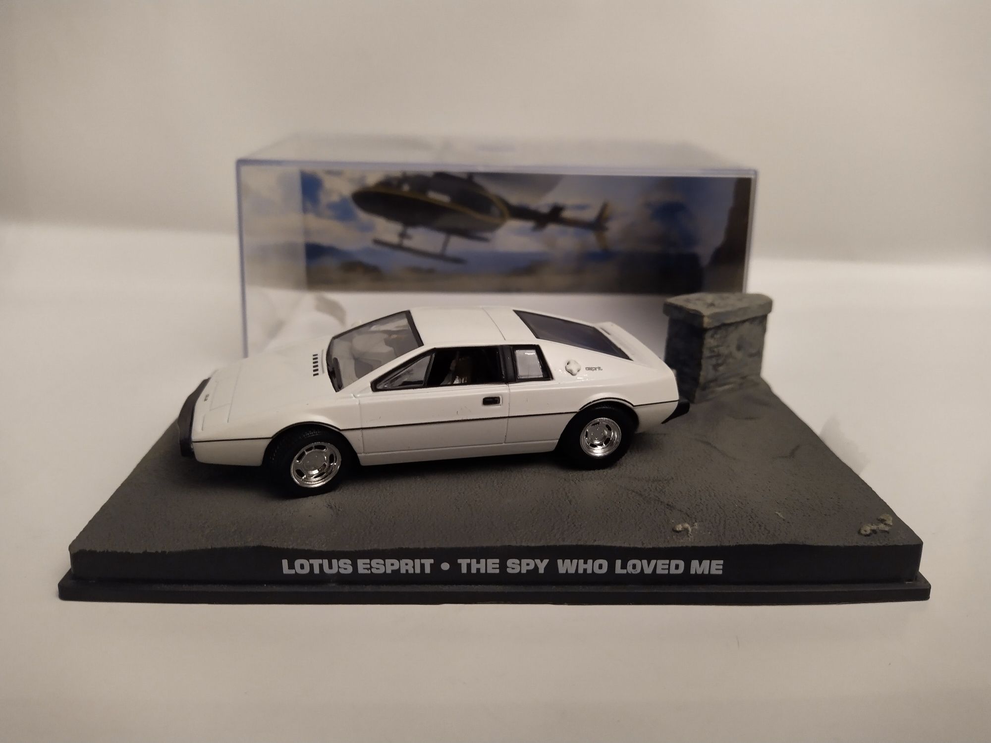 Lotus Esprit James Bond Eaglemoss Skala 1:43