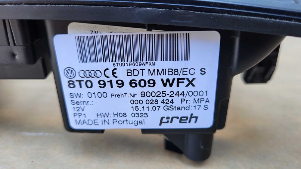 AUDI  A4 B8 , A5 8T , Q5 panel sterowania MMI .