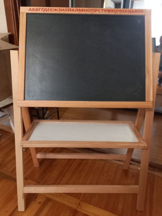 Мольберт детский