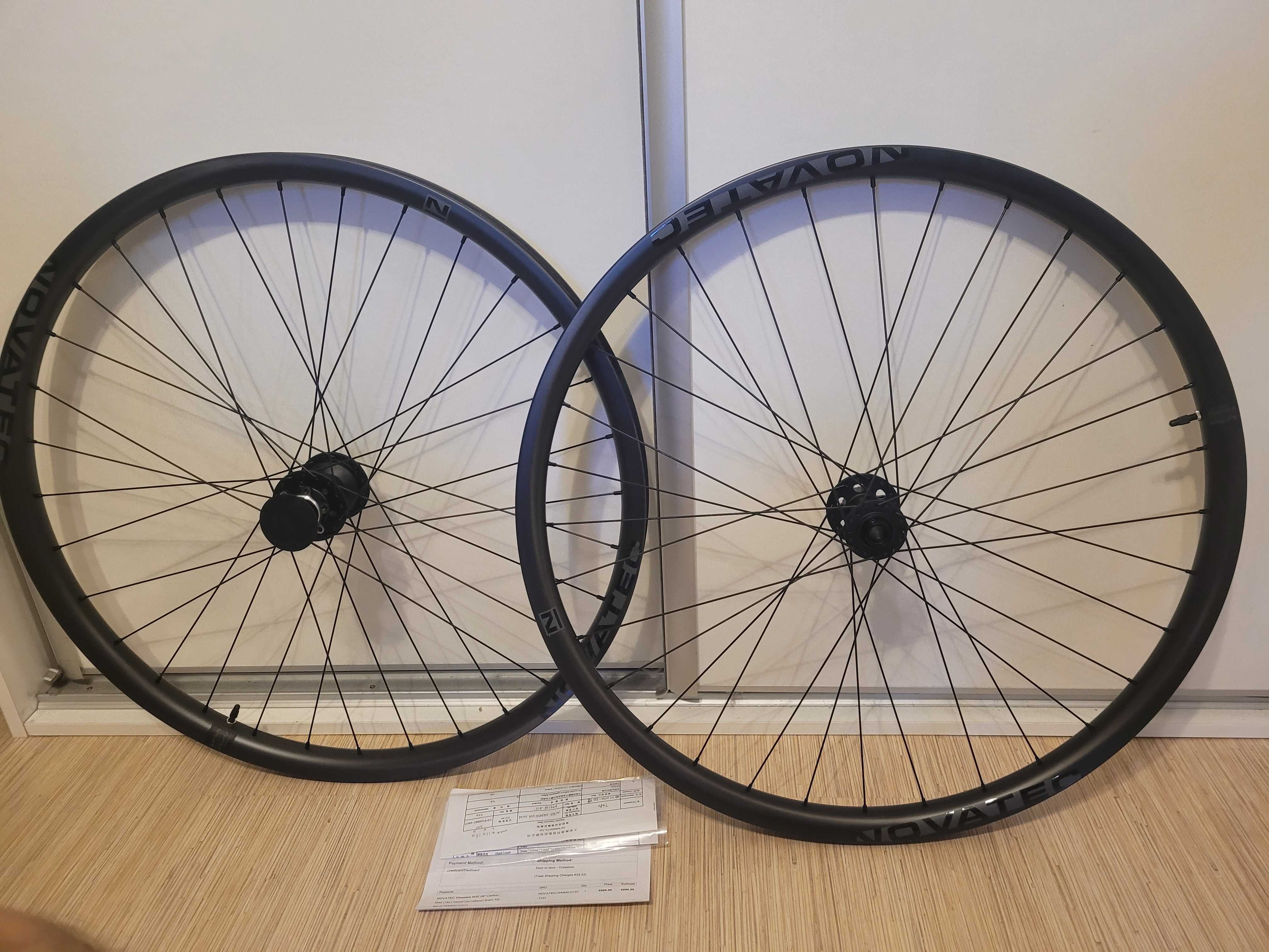 Koła Novatec M30 carbon,29”,6 śrub,Sram XD,boost