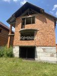 Продається новобудова у м. Хуст
