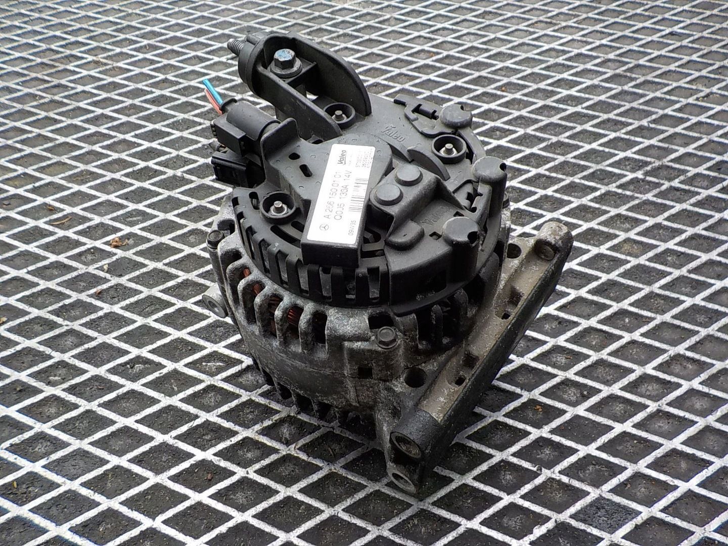 MERCEDES-BENZ KLASA A W169 1.5 B ALTERNATOR A2661500101 UWAGA OPIS