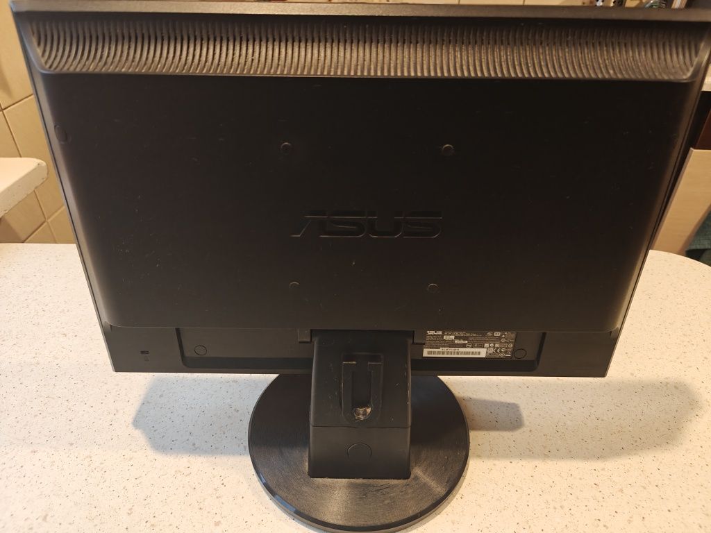 Monitor ASUS LED VW193 roz 1440x900 19 cali
