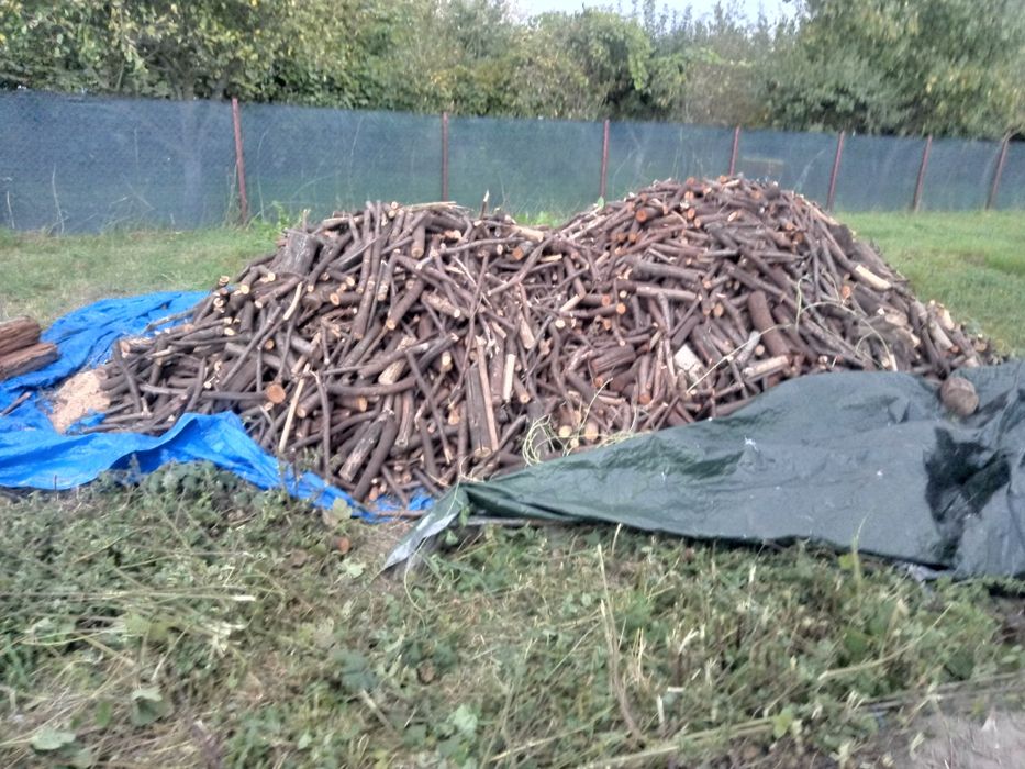 Drewno na wędzenie łub ogrzewanie