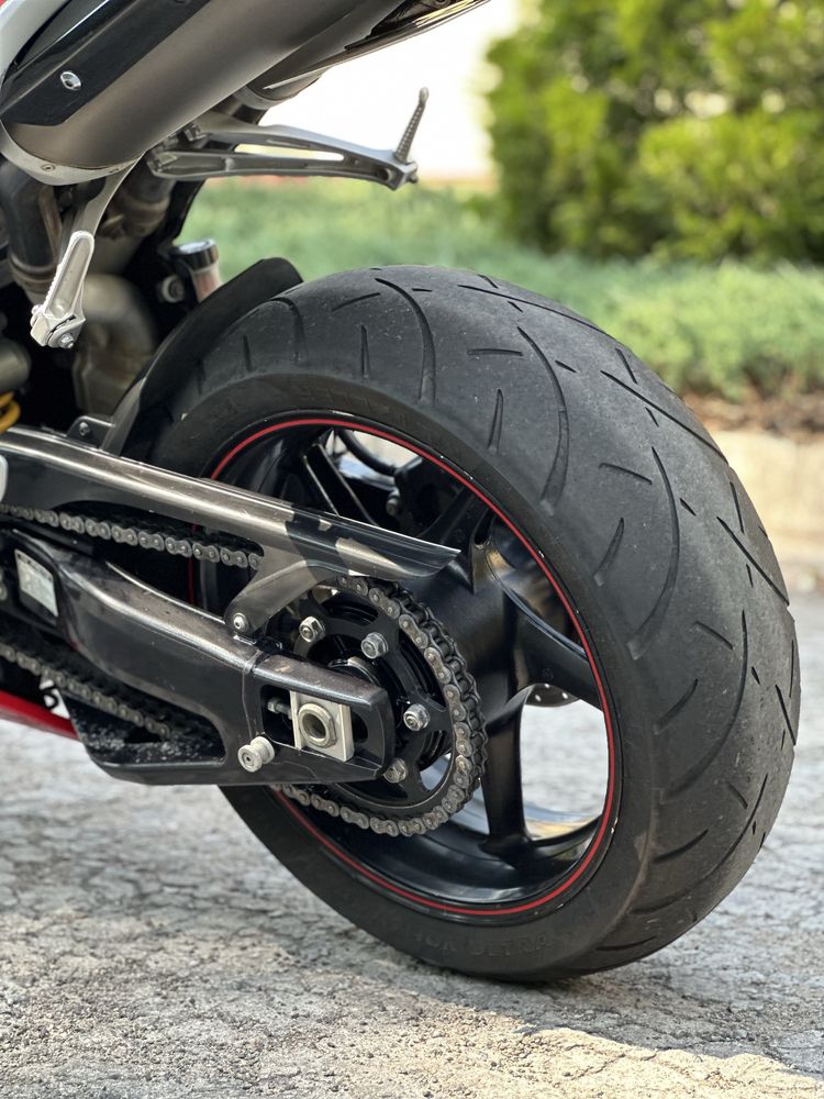 Yamaha R1 ИДЕАЛ