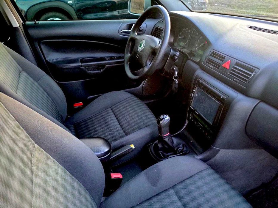 шкода октавія 1.8Т 2001 рік