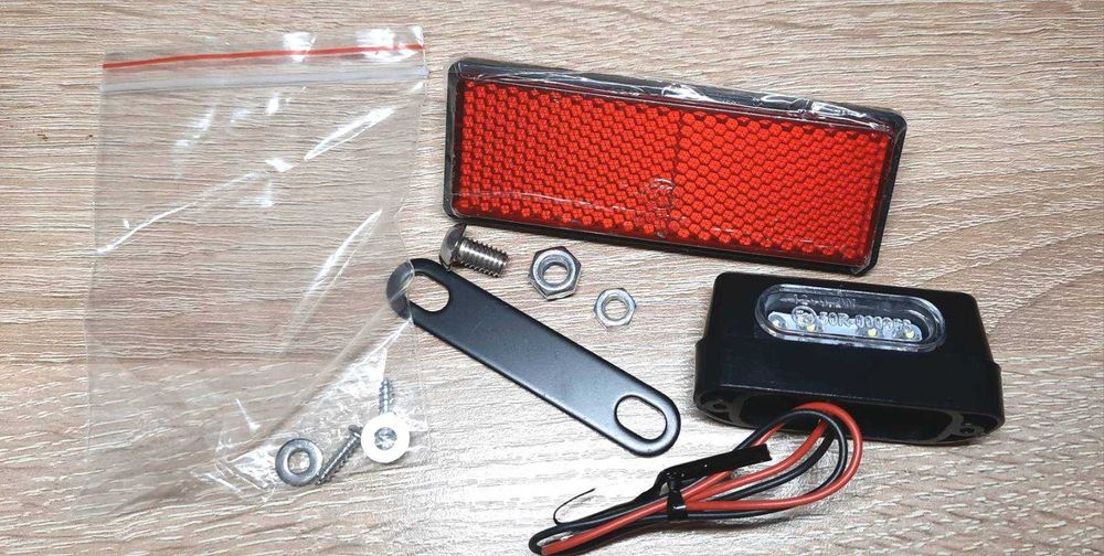 Лампа заднього освітлення номерного знака 12 В мотоцикла, катафот