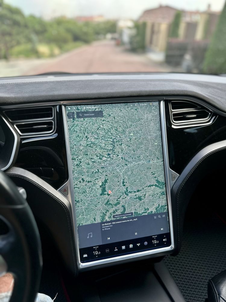 Tesla Model S 2015р Dual Motor 85kw