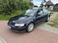 Passat b5 1.6 benzyna na części zdrowa buda LN5Y