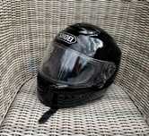 Kask motocyklowy Shoei QWEST z pilockiem i podbródkiem, r. S, używany