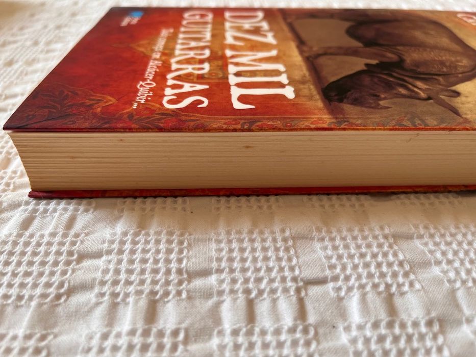 "Dez Mil Guitarras" de Catherine Clément