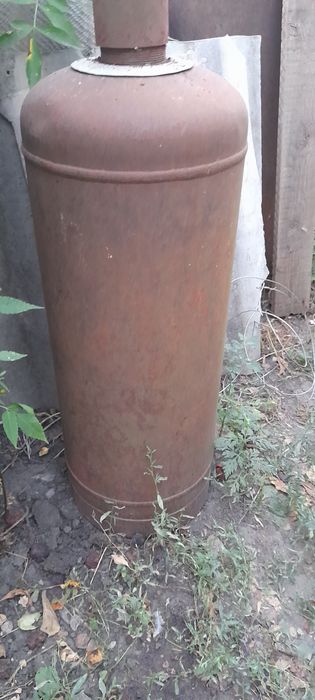 Продам недорого газовые баллоны