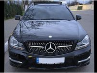 Mercedes C W204 Передня тюнінг Решітка Diamond Black