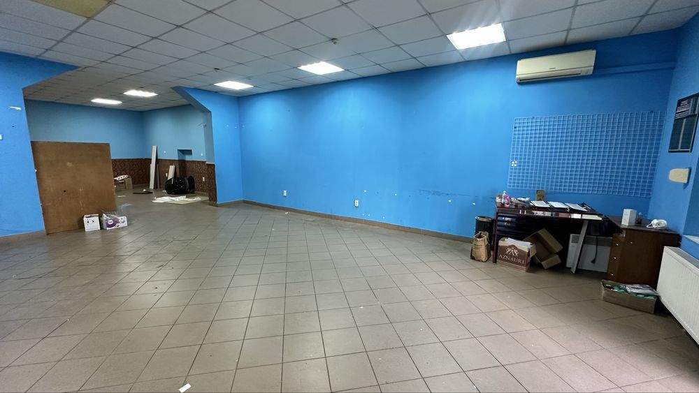 Здається  приміщення