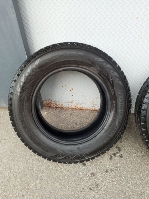 Шини Nokian Tyres Hakkapeliitta C3 215/65R16C 109/107R (Шип)