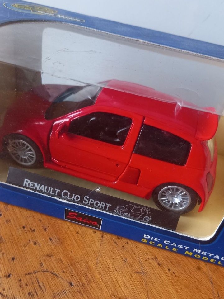 Renault clio sport escala 1:32