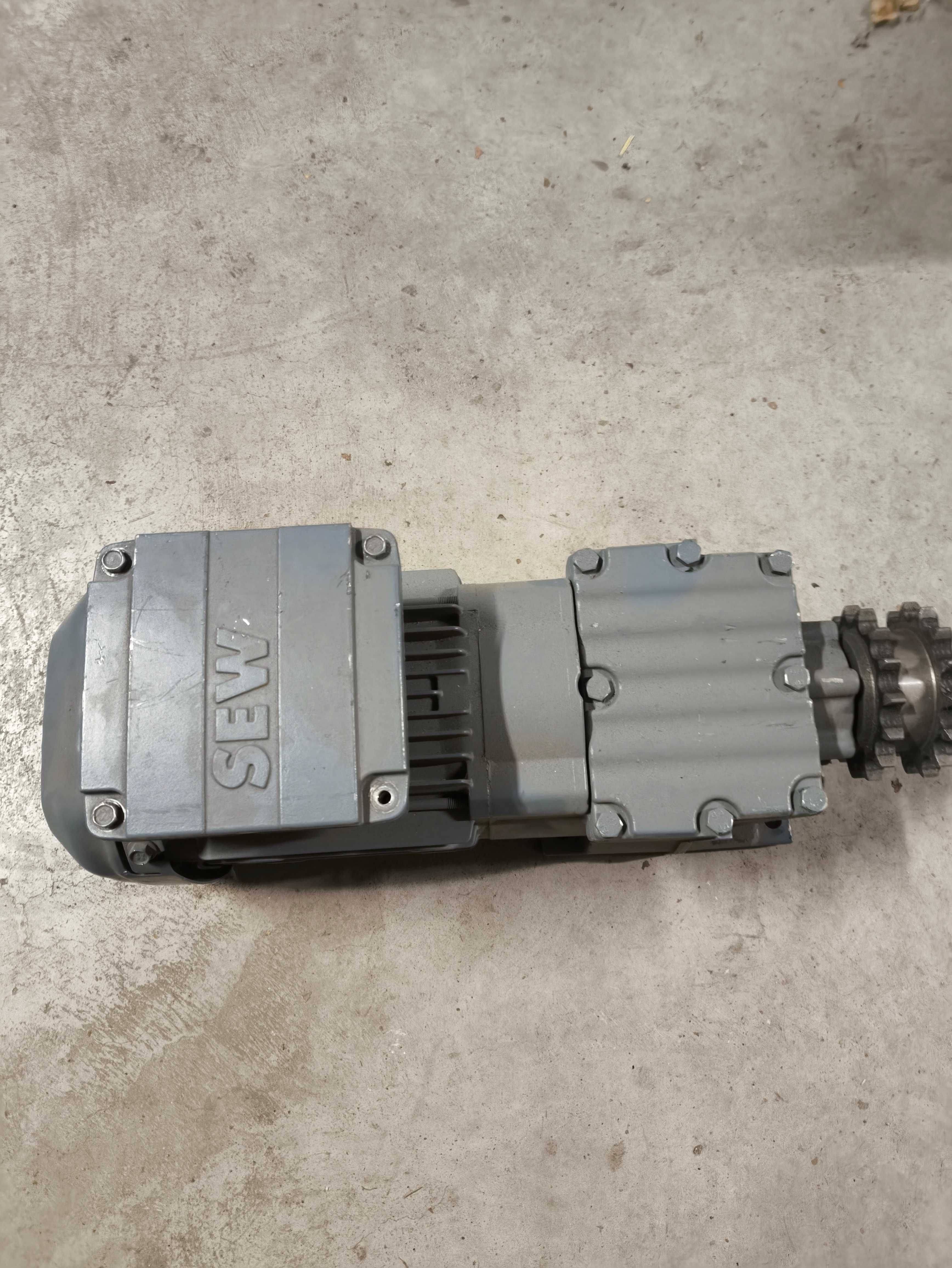 SEW motoreduktory