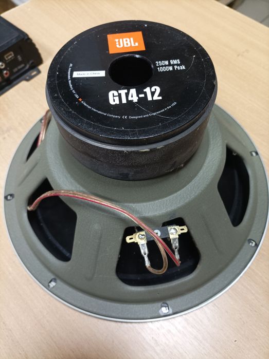 Sub JBL GT4-12 и усилитель к нему(blaupunkt 330watts)
