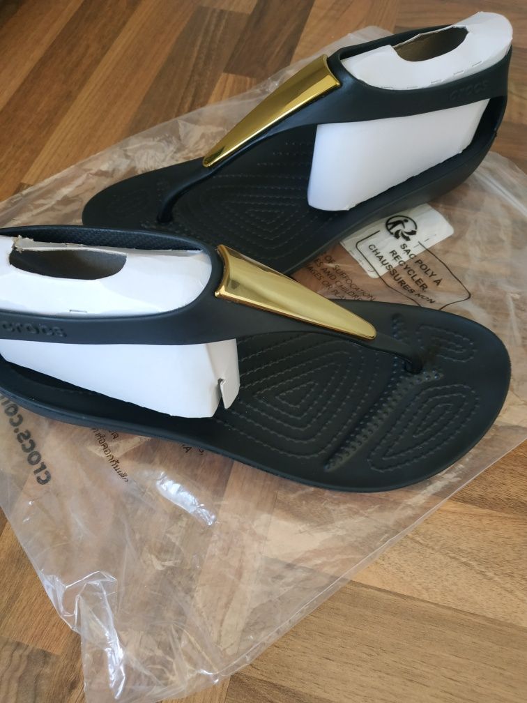 Crocs Serena Flip W7. 37-38
