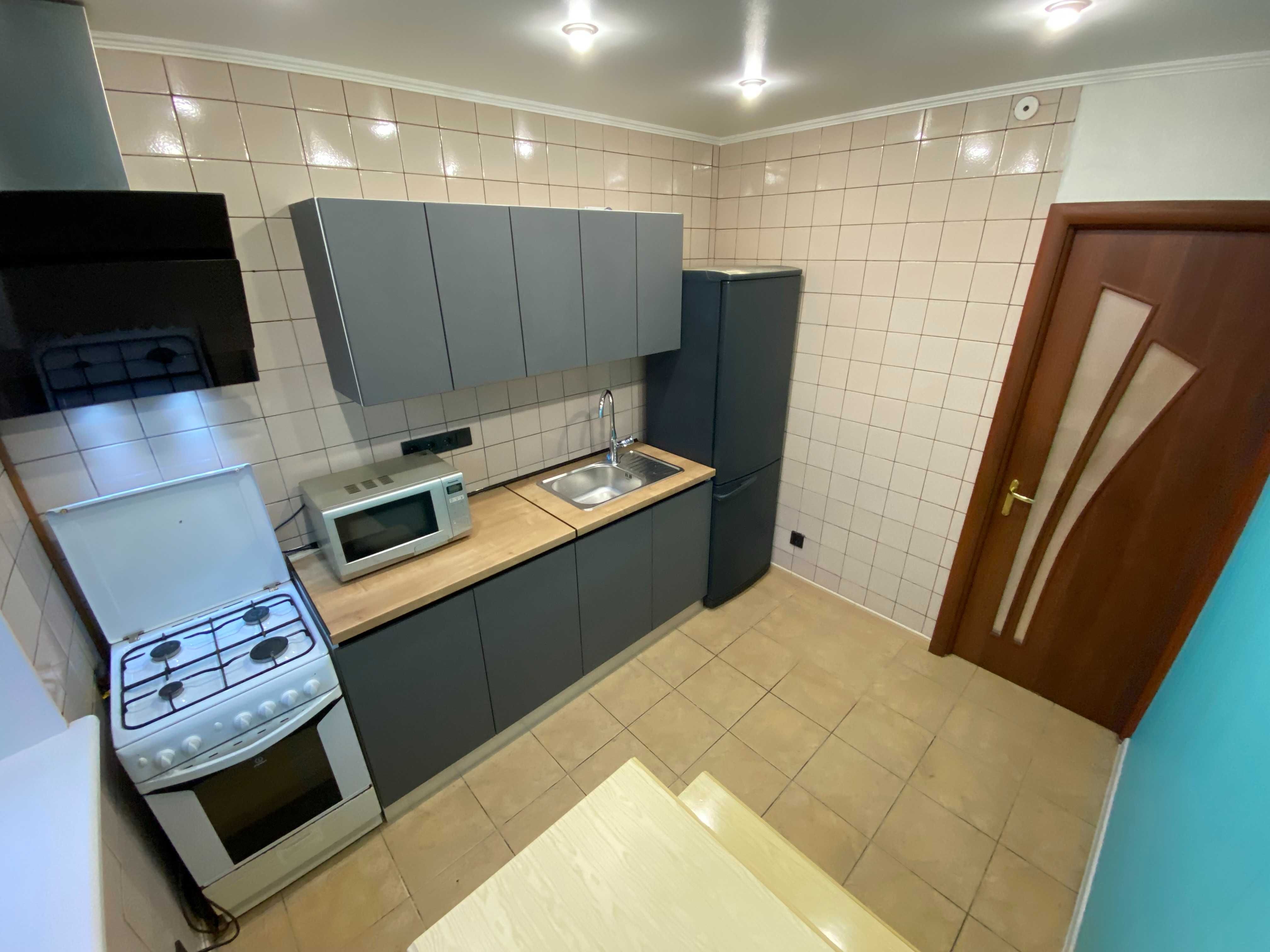 Печерск Без % Підвисоцького Професора 6 а Продам Чудову 2к квартиру