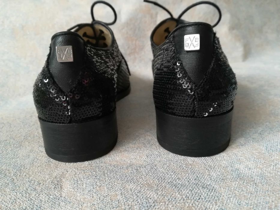 Туфлі з паєтками,туфлі зі шнурками,броги в паєтки,туфлі закриті шнурки