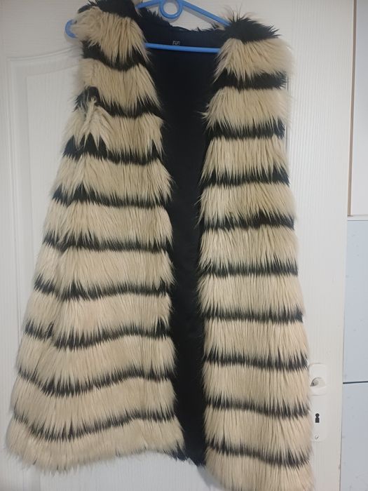 Nowa kamizelka  futerkowa