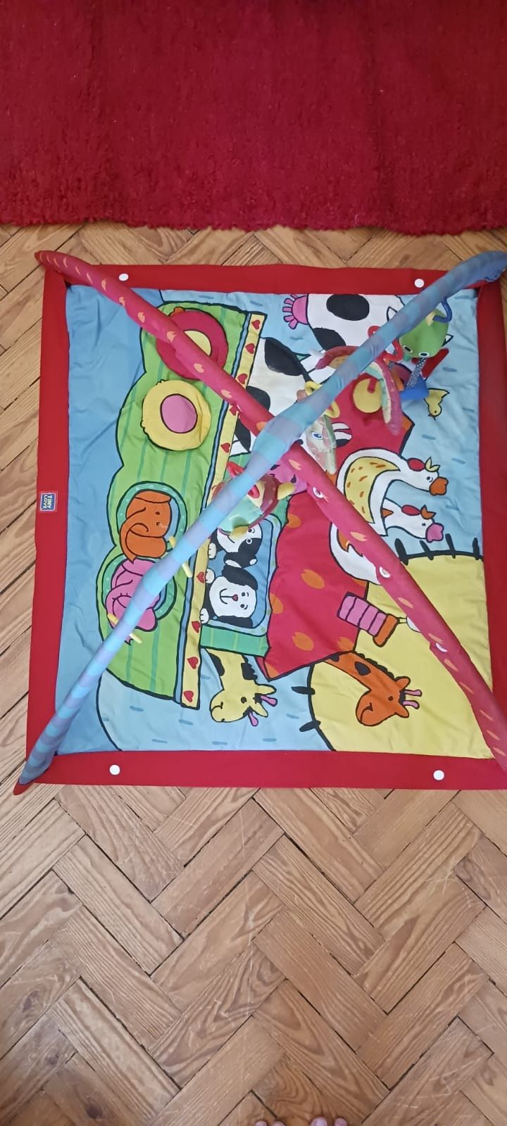 Tapete com actividadnes para bebé