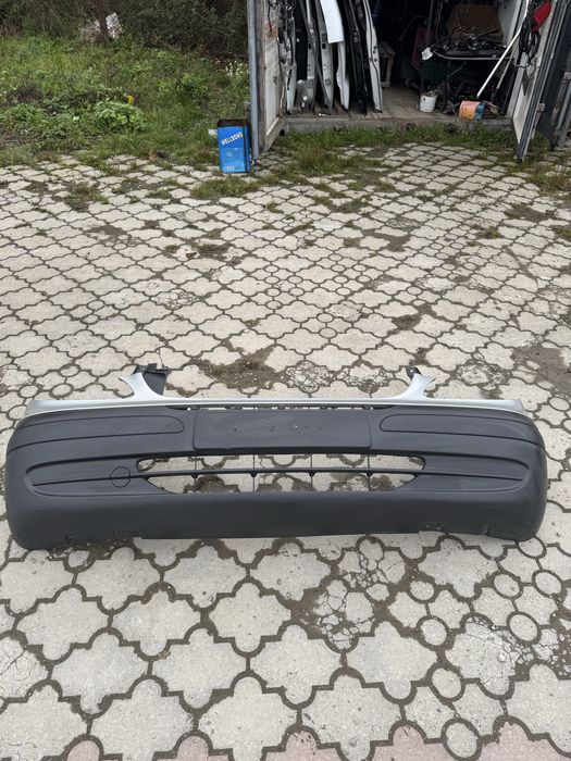 Бампер передній віто 639 дорестайлінг сірий колір