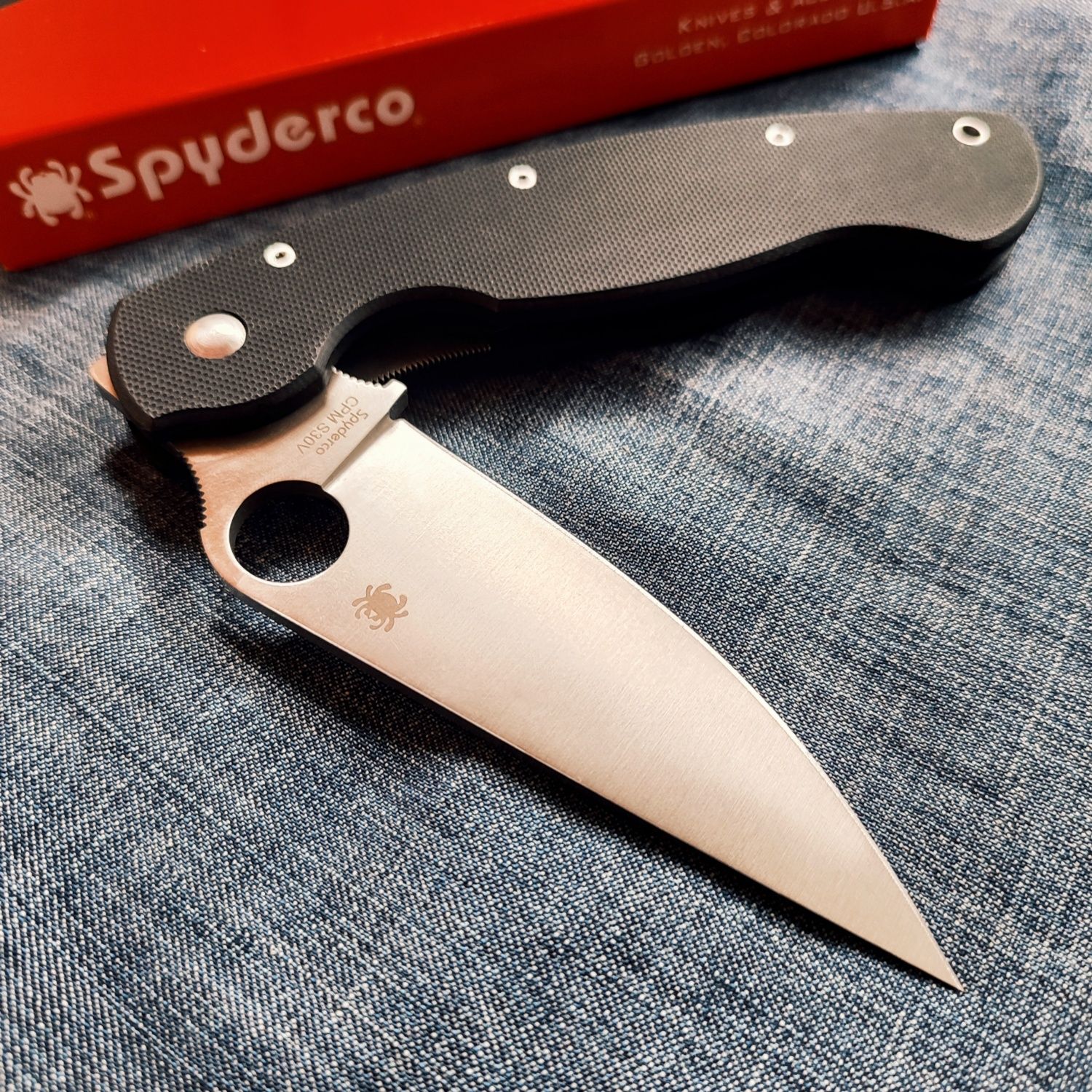 Нож Spyderco Military C36