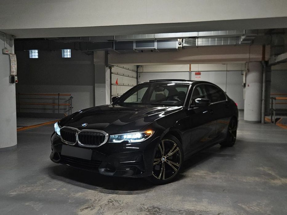 BMW Seria 3 BMW 330i xDrive 2019 Sport Line, niski przebieg