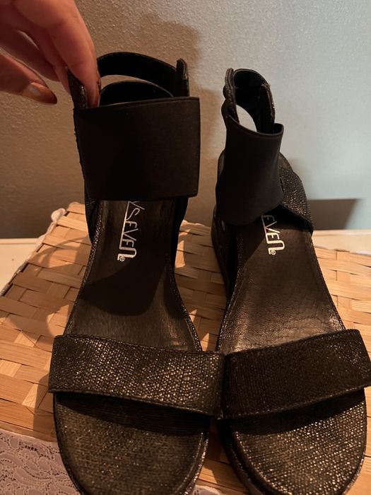 Sandálias pretas senhora