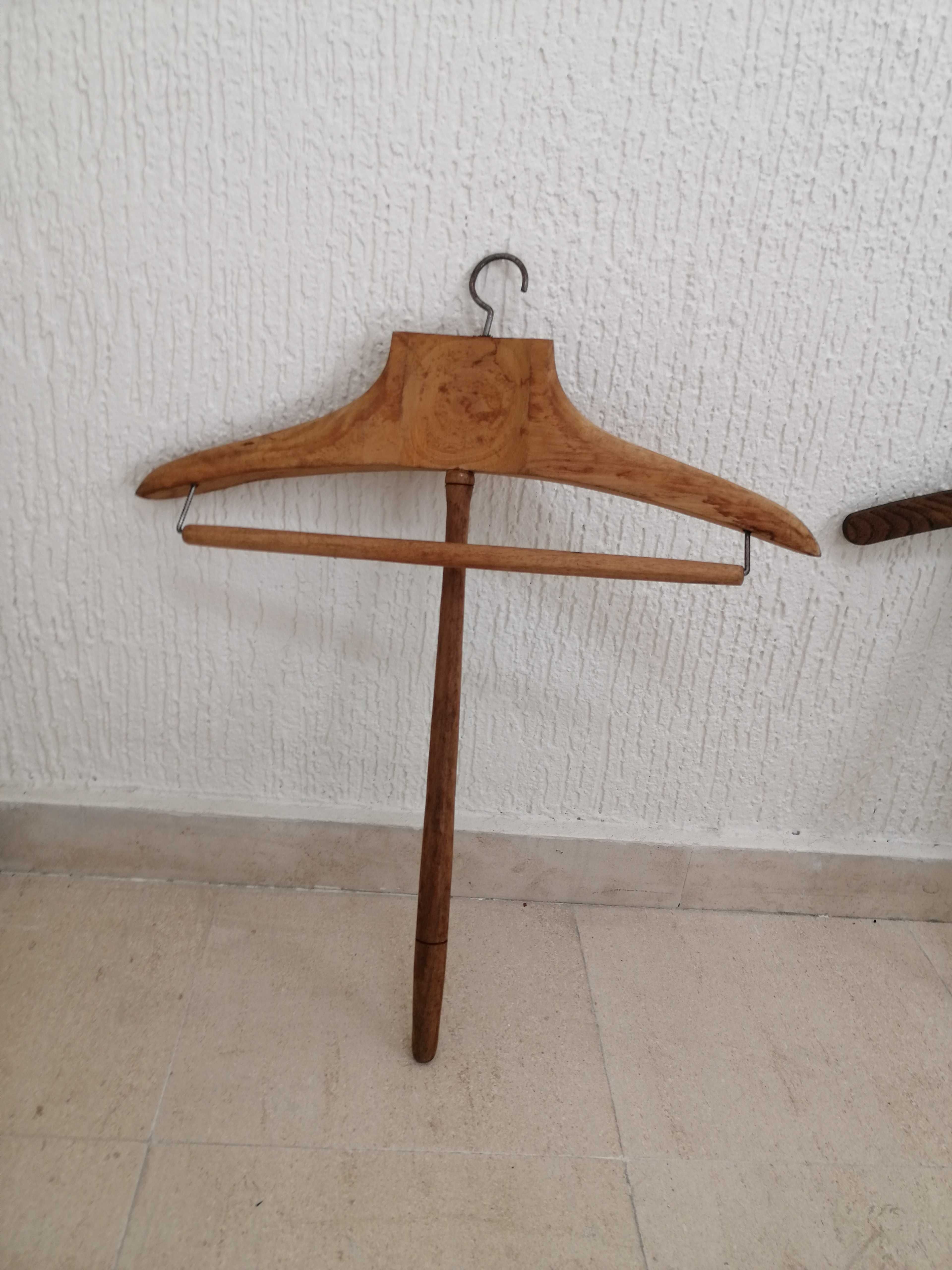 Cabides vintage para decoração ou outros fins. originais