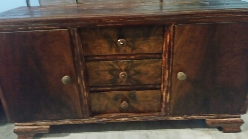 Przedwojenna toaletka