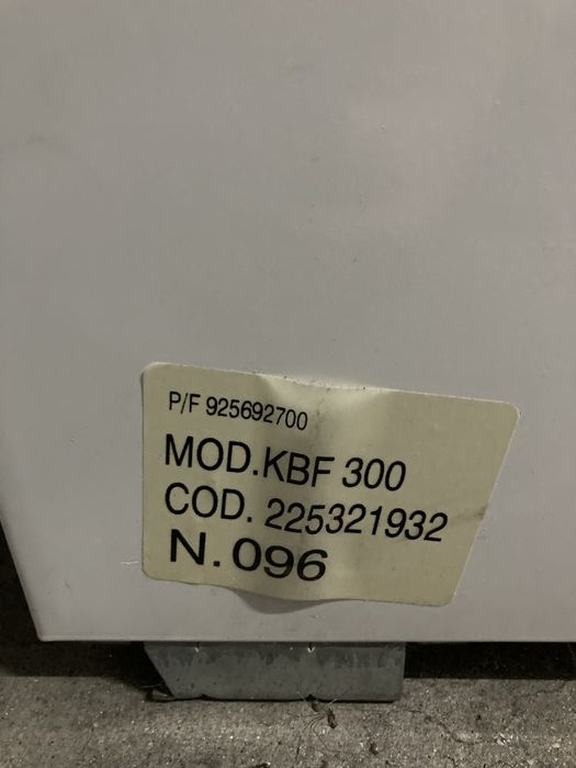 Gavetas e prateleiras frigorífico AEG