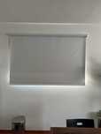 Estore de rolo Black Out  luxaflex