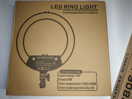 Крута комплектація, потужної лампи: LED кільце 45см/65Вт + Штатив