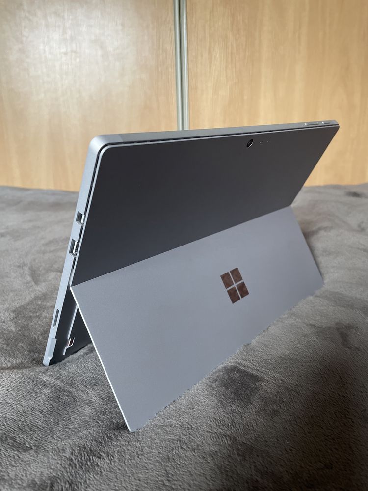 Microsoft  surface pro 5