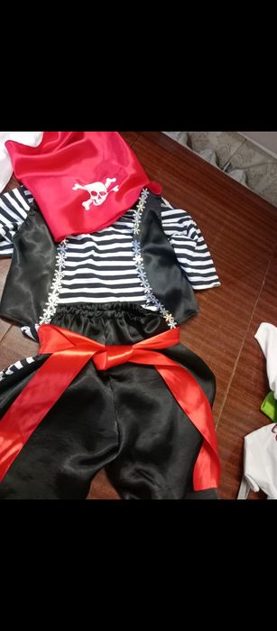 Чупачупс,мороз ,пряник,янгол,пірат,гном,ельф