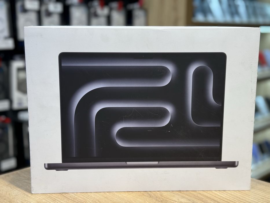 Apple MacBook Pro 14 with Apple M4, 512GB, 16GB RAM Space Black 2024