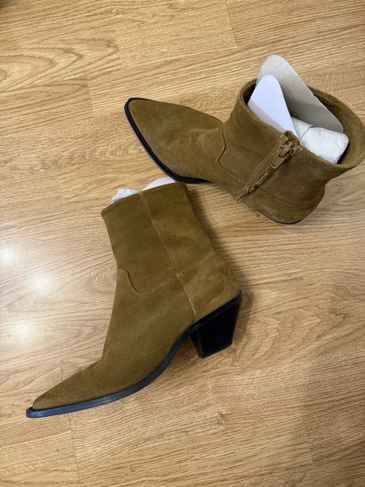 Козаки ZARA 40р натуральний замш