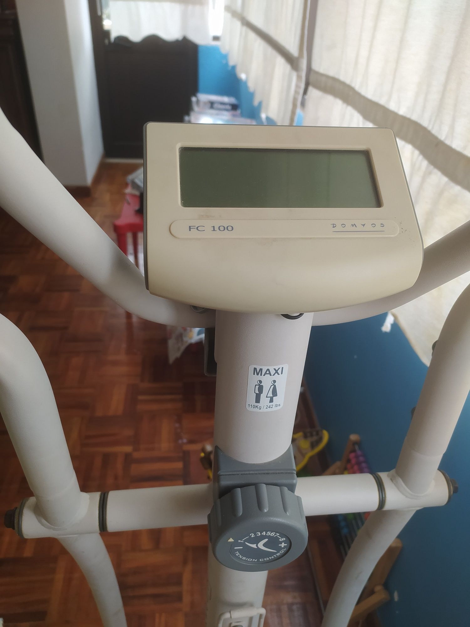 Bicicleta Elitica domyos em bom estado..muito pouco uso
