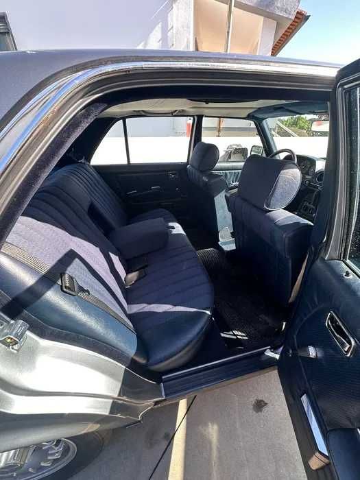Mercedes W 123 Clássico
