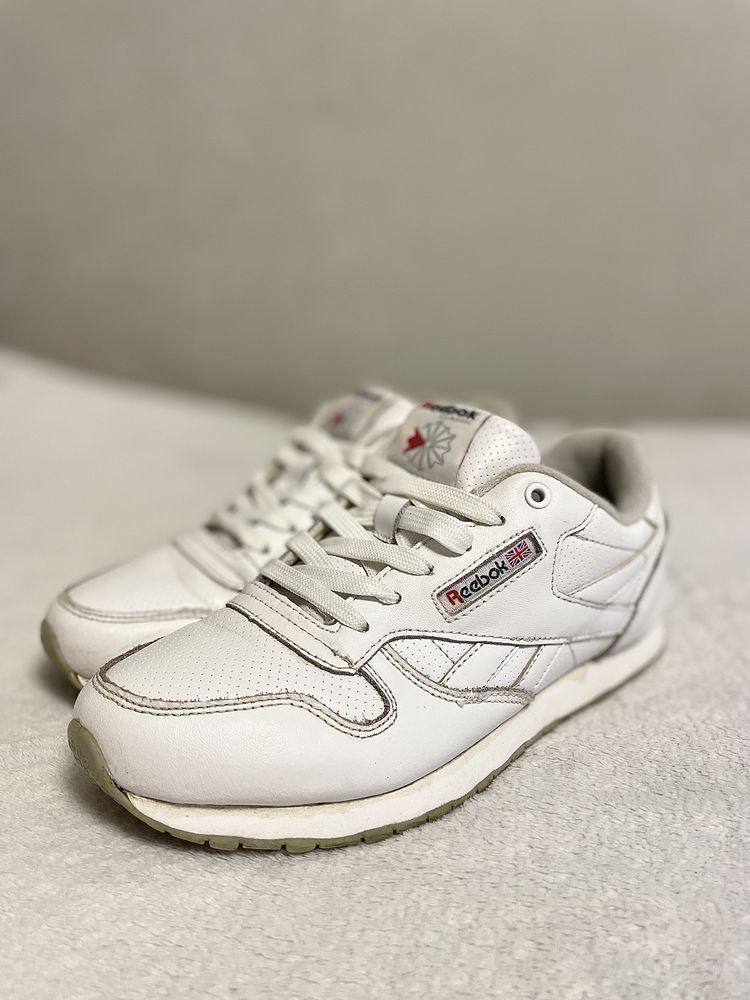 Кросівки Reebok Classic білі рібок жіночі дитячі 37 , 37,5