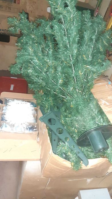 Árvore Natal decorada bom estado