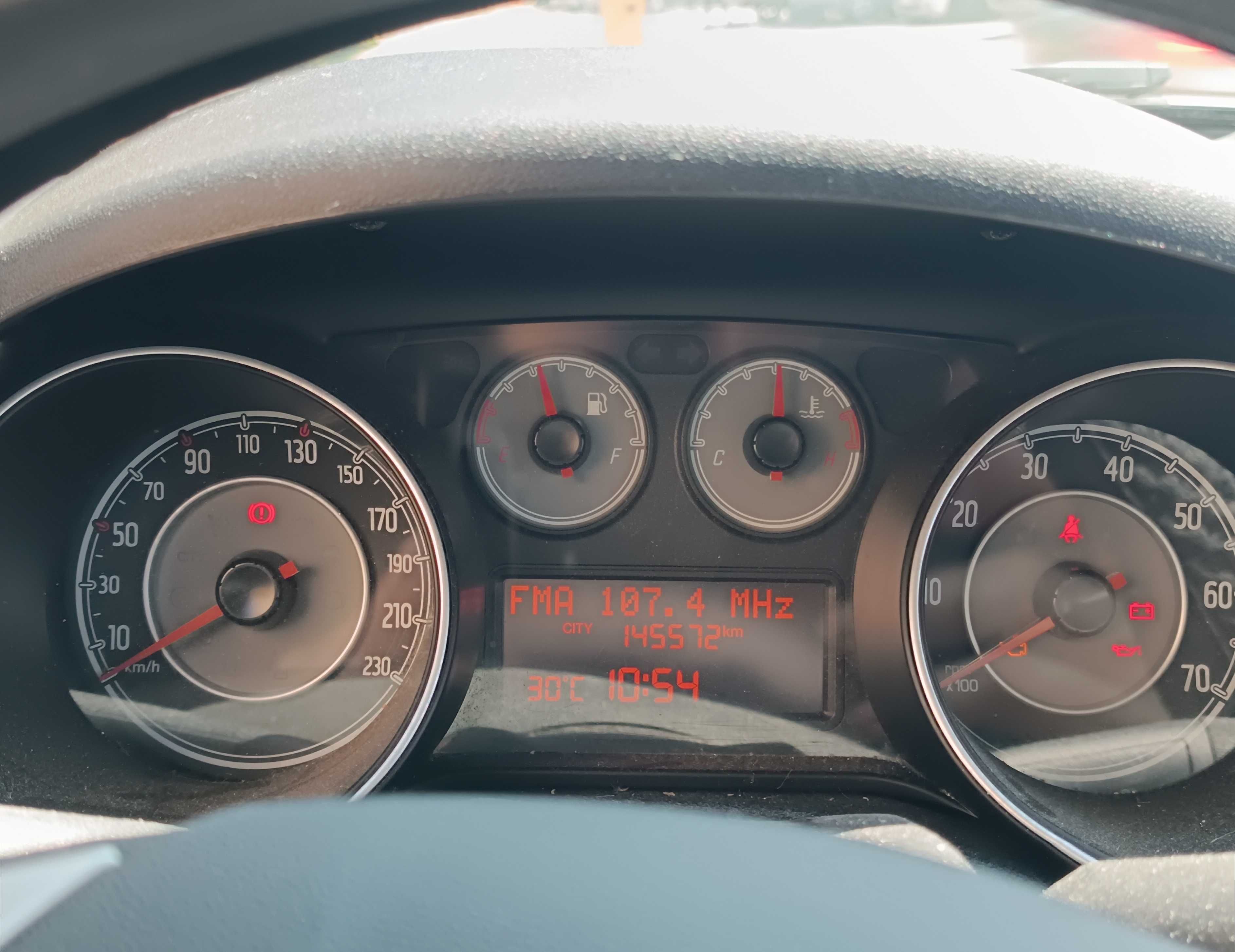 Fiat Punto 1.2 2018 S&S | 69 cv | 4 Portas | C/ Ar – Ótimo Estado!