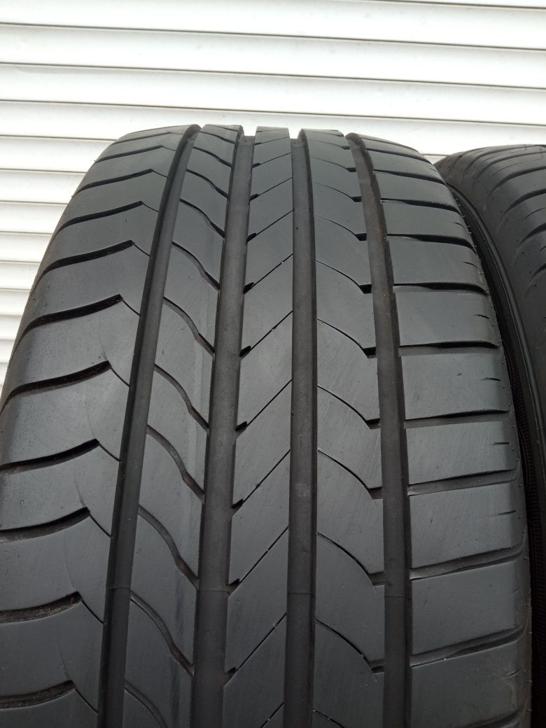 215/50R17 Goodyear 3500 гр хорошая пара