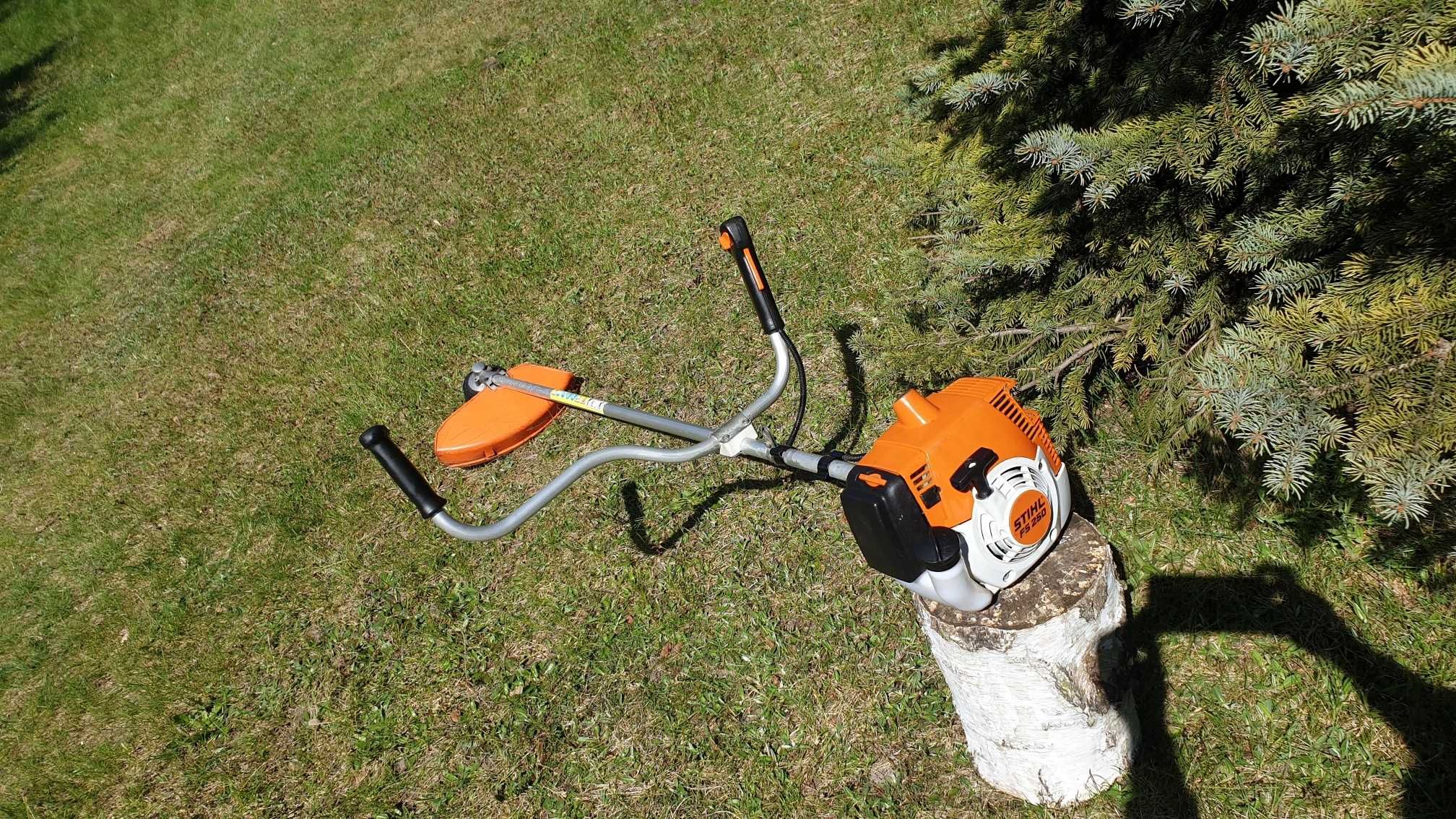 KOSA Spalinowa Podkaszarka STIHL FS250 FS 250