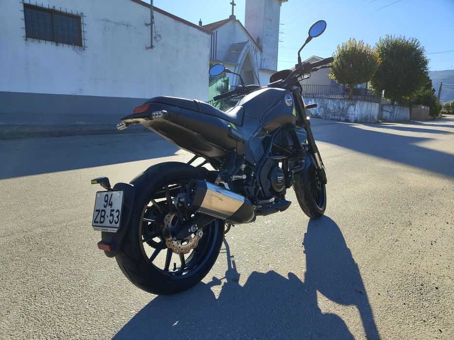 Benelli Leoncino 250